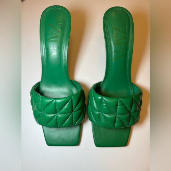 Zara Green Textured Heeled Slide Mules Size 7 - Picture 5 of 6